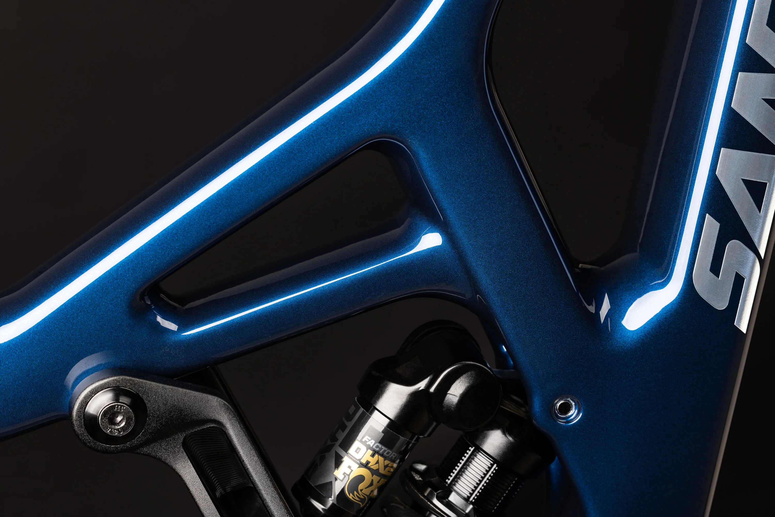 2027 Santa Cruz V10 Frameset - Image 5