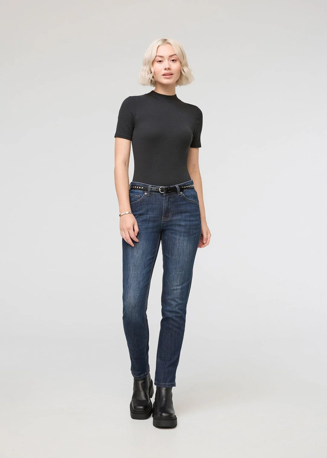 DUER Performance Denim Girlfriend Jean - Image 3
